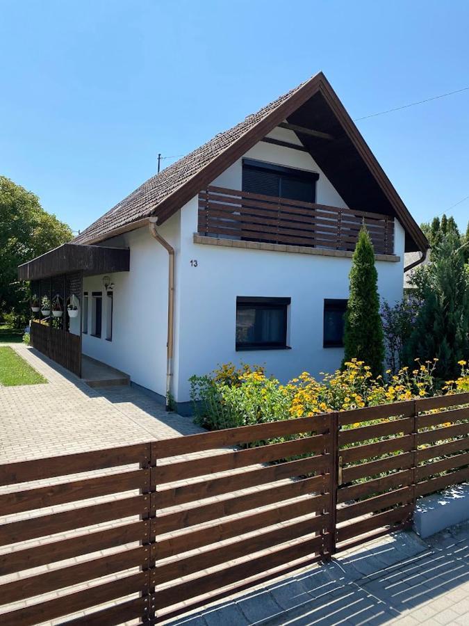 Marica Apartman Balatonfenyves Εξωτερικό φωτογραφία