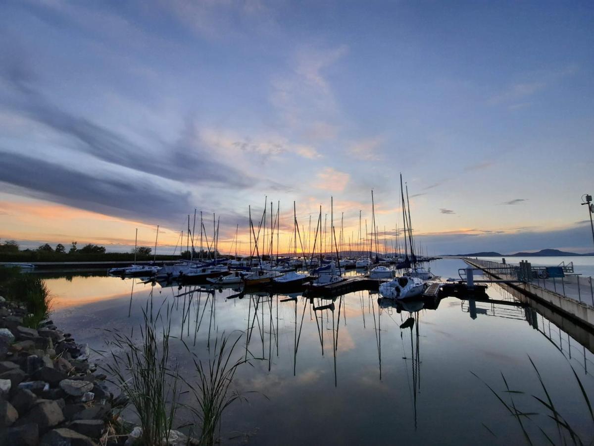 Marica Apartman Balatonfenyves Εξωτερικό φωτογραφία